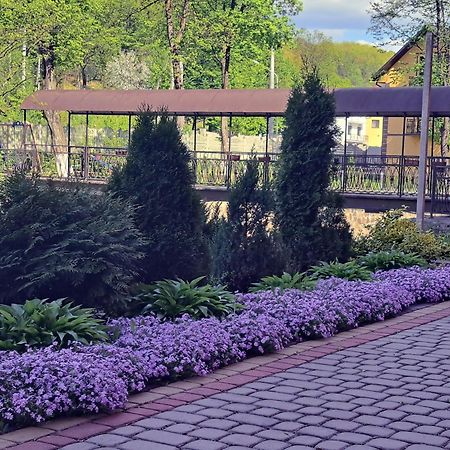 Hotel Сонячна Соната Poljana Exterior foto