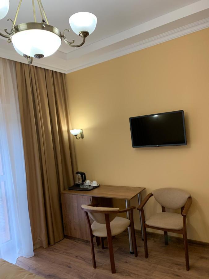 Hotel Сонячна Соната Poljana Exterior foto